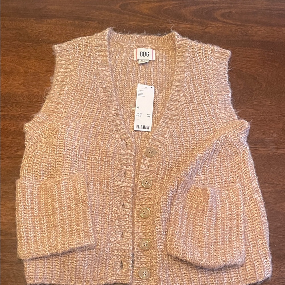 NWT BDG Women's Tan Sweater Vest XS